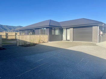Image 1 of 18