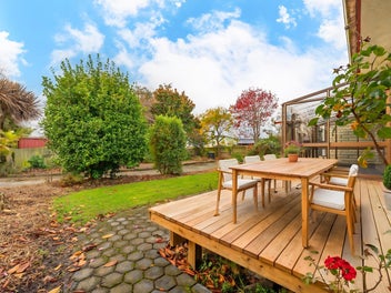 No Longer Needed - Vendors Say Sell.