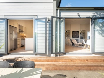 Renovated Villa in Nelson's CBD