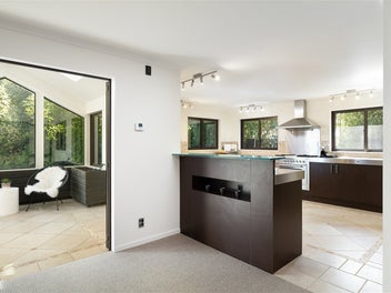 Private Grandeur In Central Blenheim