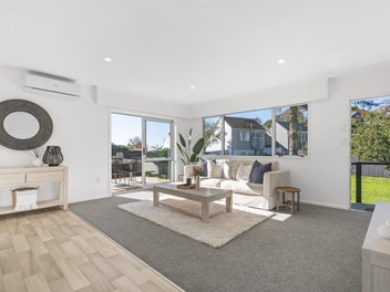 Stylish Makeover in Prestigious Neighbourhood