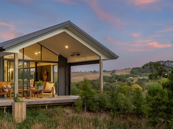 Sophisticated Hideaway with Home & Income