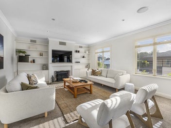 Concrete Comfort Meets Mediterranean Warmth