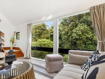 Affordable Entry into Prestigious Saint Johns Hill