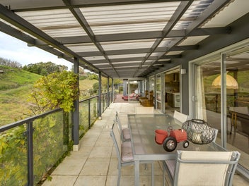 Elevated living, triple garage and workshop