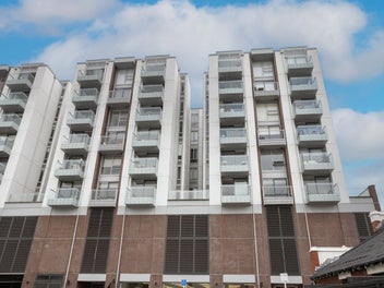 Modern City Pad