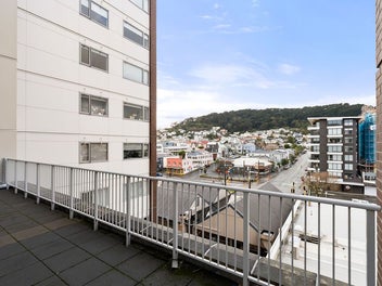 Modern City Pad