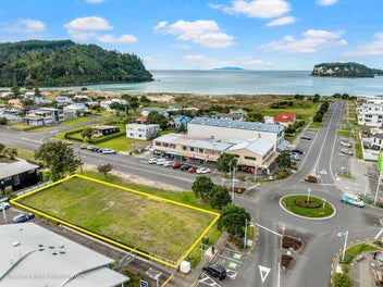 1012sqm of Possibility, Moments from the Beach