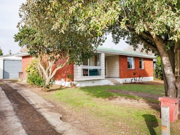 ORIGINAL BRICK HOME - 6X9 GARAGE