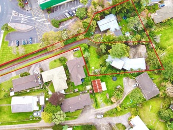 2494m2 with RC for 36 units, or 9 homes