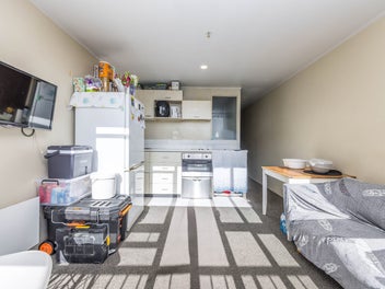Seller's Deadline = Buyer's Opportunity!!