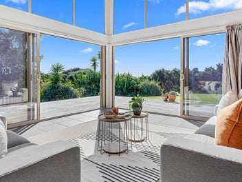 Wrapped in Nature, Framed by Views