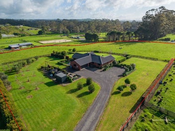 Elegance Meets Country Living