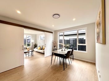 Effortless Living in a Prime Location