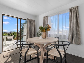 PANORAMIC VIEWS AND RENOVATED TOO!