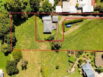 Private Family Home - move in ready