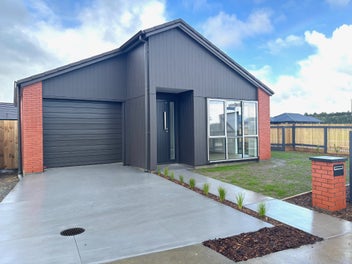 Ready to Move in – High spec 4 Beddy