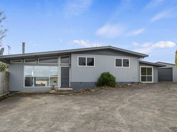 Image 1 of 23