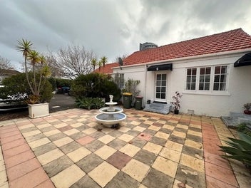 Image 1 of 9