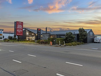 Image 1 of 21