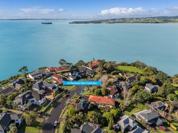 Superb Family Home in Blue-Chip Location