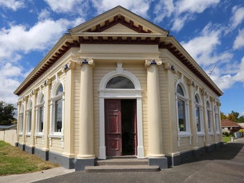 Image 1 of 32