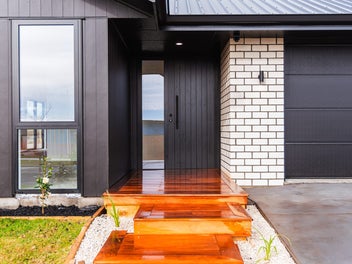 First Edition - Executive Family Living