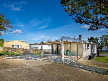 Centrally located Family home.