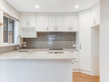 Freehold | Do up opportunity