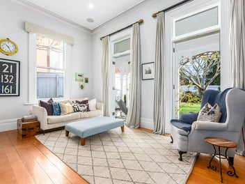 EXQUISITE HOME, INCOME & GARDEN