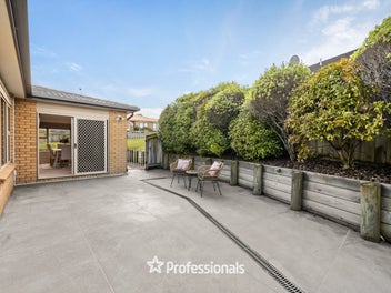 FAMILY HOME PERFECTLY LOCATED IN AOTEA!
