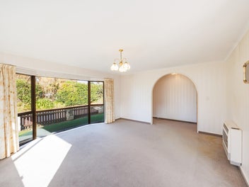 Sunny, Easy and Convenient Townhouse