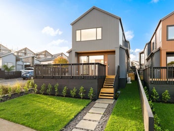 Elegance Meets Everyday Comfort in Ara Hills