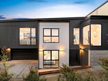 Architectural Elegance in Dual Westlake Zone