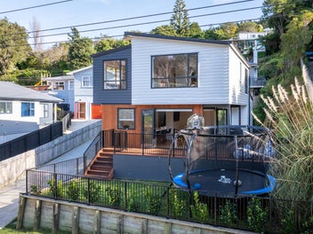 Modern Magic in the Heart of Tawa