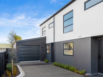 Brand New with Garaging - Vendor wants Sold!