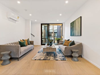 Ready When You Are - VACANT POSSESSION!