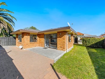 Immediate possession available – must sell!