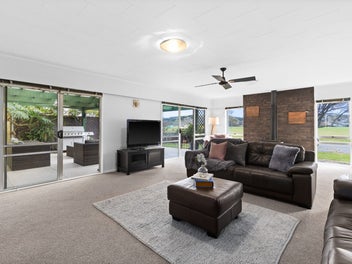 Prime location in Tamatea