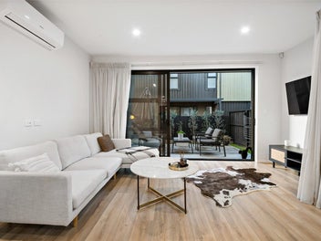 Urban Ease With Coastal Living