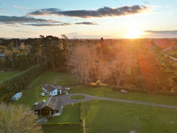 Country Charm with City Convenience