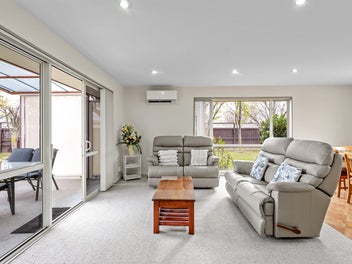 Springlands Family Gem