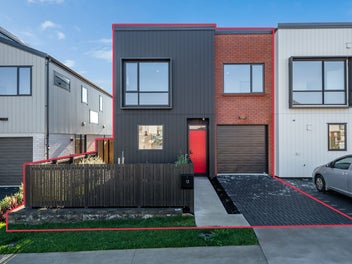 Stylish End Terrace with Room to Grow - Lot 5