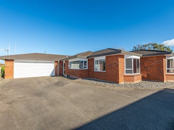 Rare opportunity, top location
