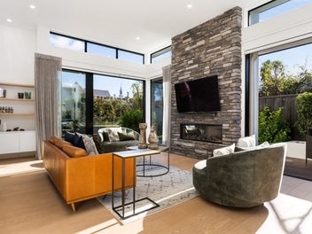 Single-Level Living, Real Estate Rarity