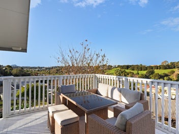 Warm family feeling with views