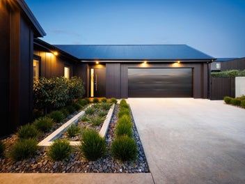 Impeccable and effortless style, prime location