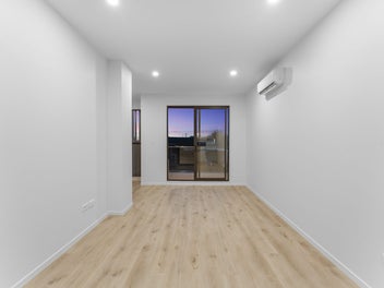 Start Smart. Live Stylish. Build Equity Fast