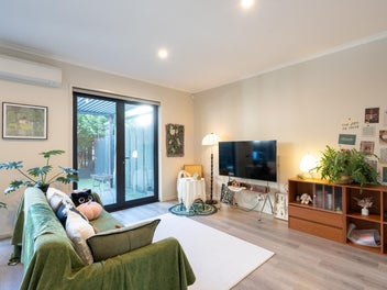 Brick Corner, Secure Garage, Top Location