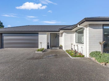 Exquisite Family Home in Waiwhakaiho